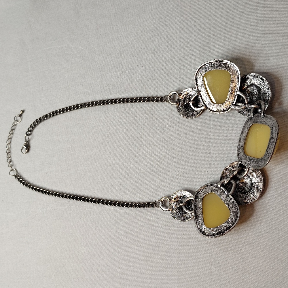 Silvertone Statement Necklace - image 5